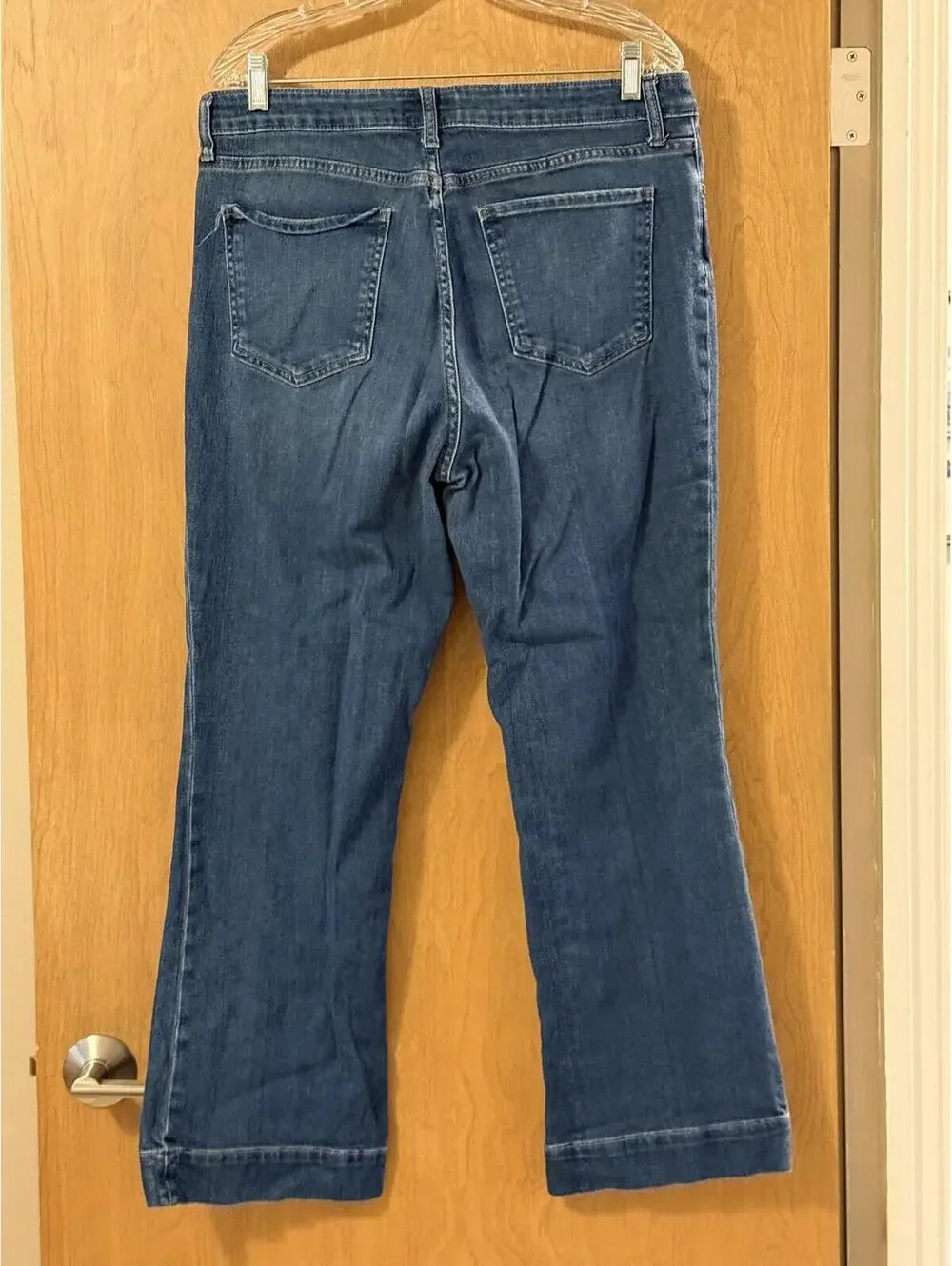 KUT from the Kloth Bootcut Jeans Medium Wash Stretch Denim Women's Size 14 - Picture 2 of 6
